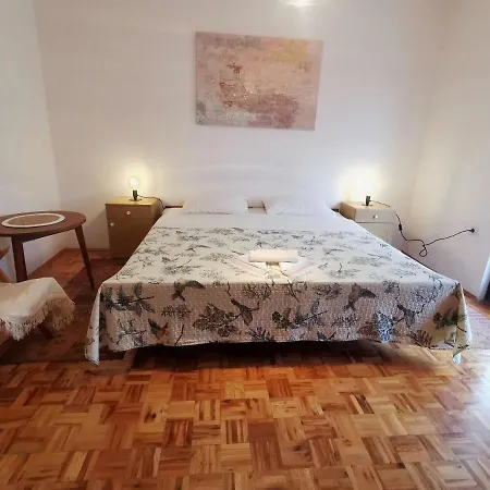 Apartman At Mare