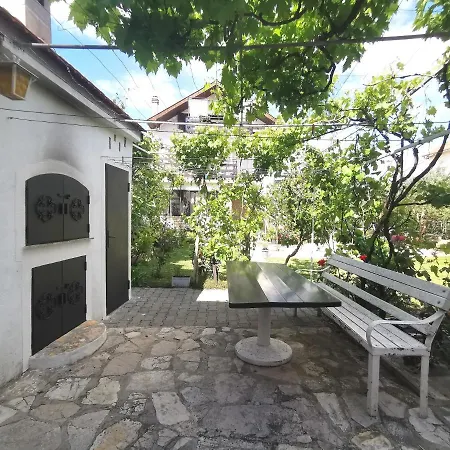 At Mare Apartment Vodice