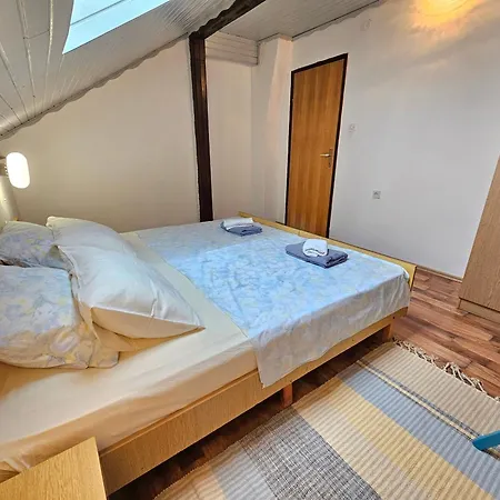 At Mare Apartman Vodice