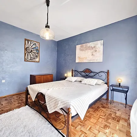 Apartman At Mare *