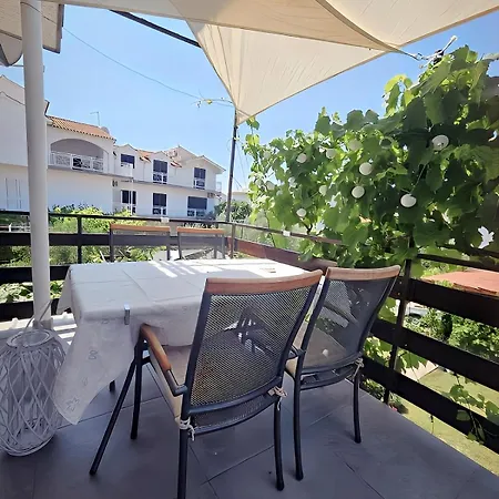 At Mare Apartman Vodice