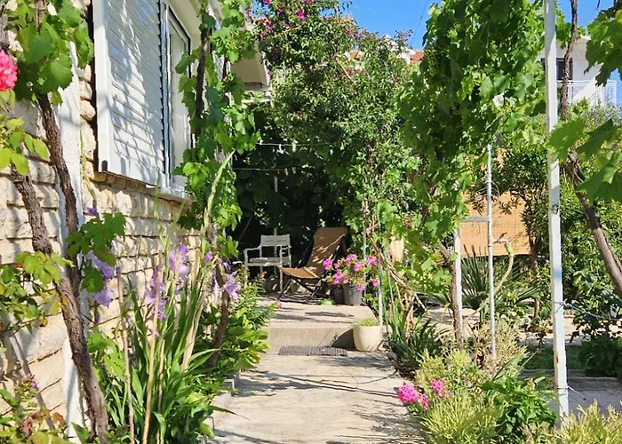 Appartamento At Mare Vodice